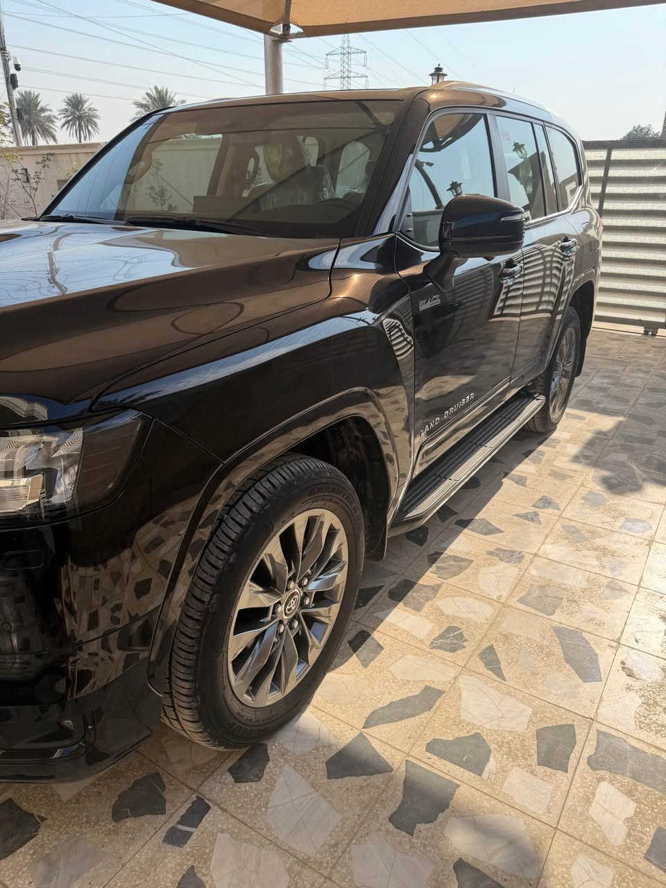 للبيع لاندكروزر موديل 2024 ساز أم الظمان ماشية 5000 فقط اول تبديل دهن الهة للشركة مجاني مغلفة السيارة بلاك نقطة عمياء وكاميرات اصلية سعرهة 73 ألف دولار مجالهة قليل مكاني بغداد الدورة *********** بغداد, العراق
