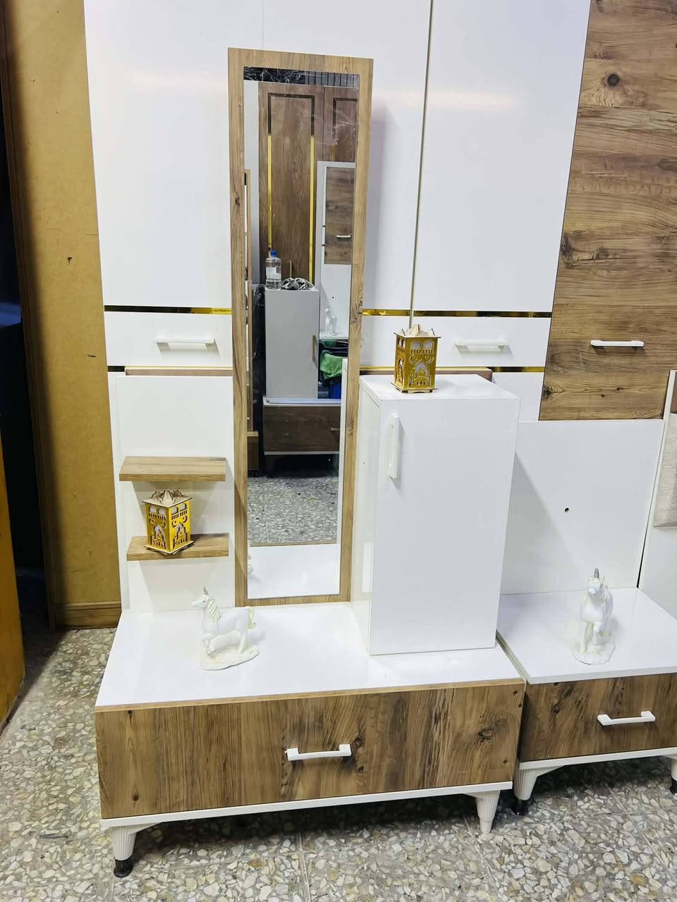 غرفة نوم مستعملة🇹🇷
أسره منفصله 👬
 نضافة90 ٪💯
عدد القطع / 5
نضام / أبواب 💢
سعرها / 500 💸
شد ونقل داخل بغداد مجاني🚛
يوجود توصيل محافضات 🚛


**إذا كنت صاحب هذا الإعلان وتريد حذفه لأي سبب، رجاءا أرسل رسالة إلى الدعم الفني**