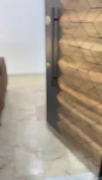 شقة مؤثثة للايجار كرادة داخل  شارع بن رضاعلوان للاستفسار 07716368241