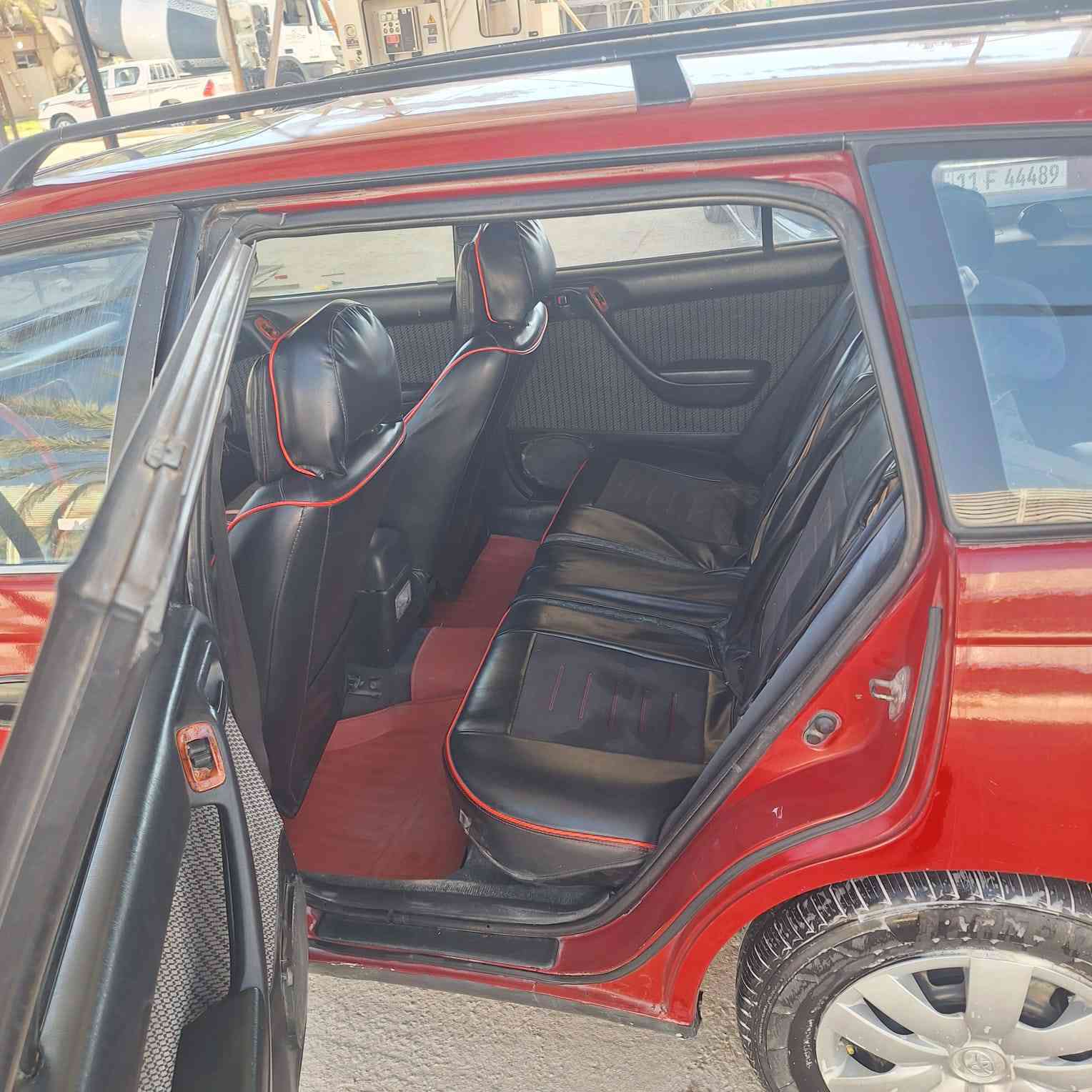 كرونه كارينا ستيشن ايسر ابلاد مكينه بالجيس توني شاده حداديه خير من الله مديل ٩٣ السعر ٥٨ بيه ومجال مكان السياره نجف الاتصال ع ***********
