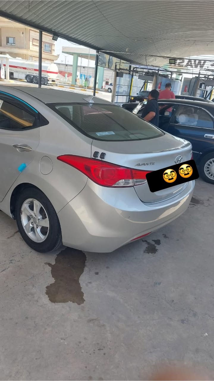 النترة موديل 14 سيارة تخول جديد  جاهزة تبريد كير محرك حدادة تخم تاير قبل شهر بدلتة متومة وكاملة شخل مضبوط مو لزك سنوية ورقام شرط صلي كفالة عامة عدة لكصة ليدور نضيف كدامك سعر 55 رقم  ***********
