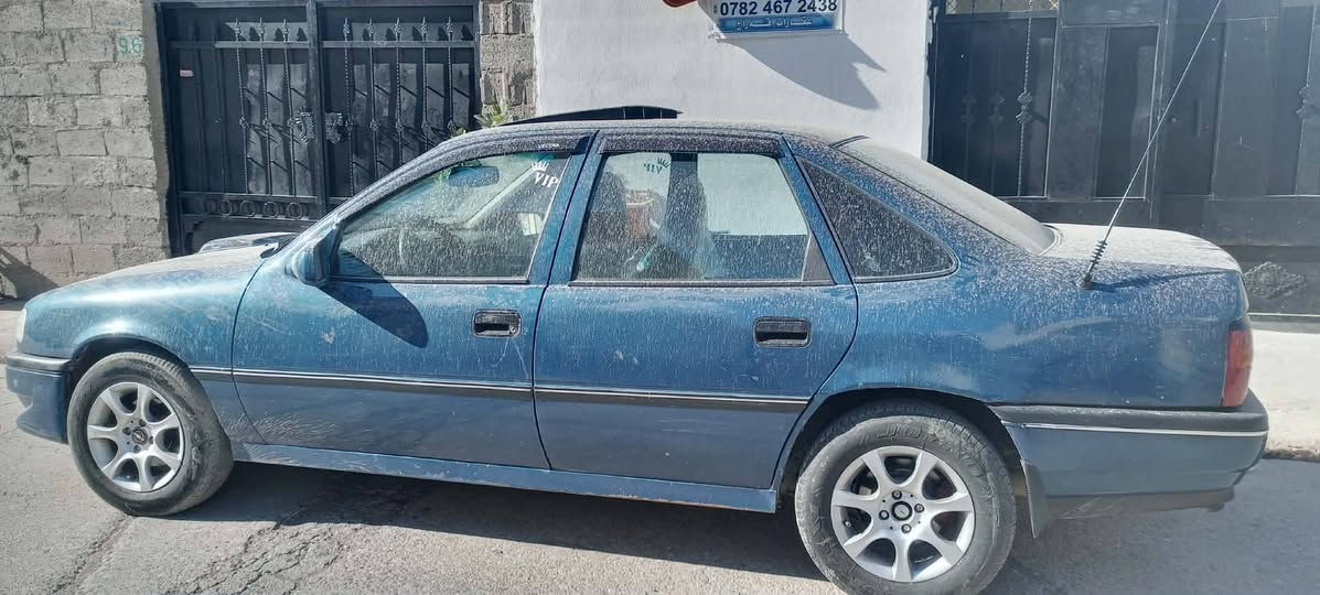 ئۆپل فیکترا 
مودیل ـ1992
گیرحادی 
دەحامی لودەحامی بەشەرت 
رەقەمەوسەنەوی نویە
200دۆلارغرامەی لەسەرە 
مالی دوستە
ناونیشان هەولیر
*********** أربيل, العراق
