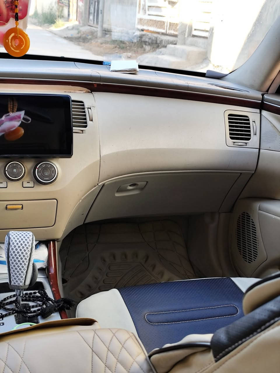 هونداي ازيرا 2008 خليجي نجف رقم حلو مميز مصبوغة حزام بدون دواخل مكينة 2700
كير ومكينة كفاله تخم تاير نظيف نسبة 80%  رقم انكليزي مداور ثاني يوم مكان السيارة بابل الهاشمية 
السعر 95$ وبيه مجال قليل 
*********** واتساب
