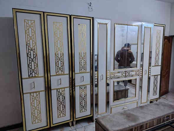 للبيــع نوع الغرفه تركي 
مكان بغداد ناحية الوحدة قرب مدينة بسمايه 
رقم الهاتف / ***********
