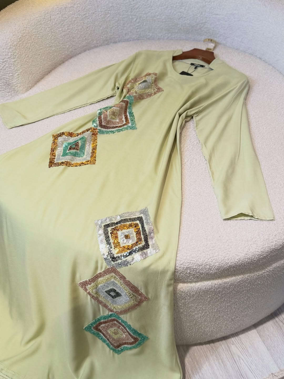 الــسعر13الـف✨🤎
القياسات(L,xl,2x,3x)

للحجز و الاستفسار التواصل على الأرقام واتس اب 

***********
***********
***********
***********

توصيل بغداد  5000
توصيل محافظات  5000
