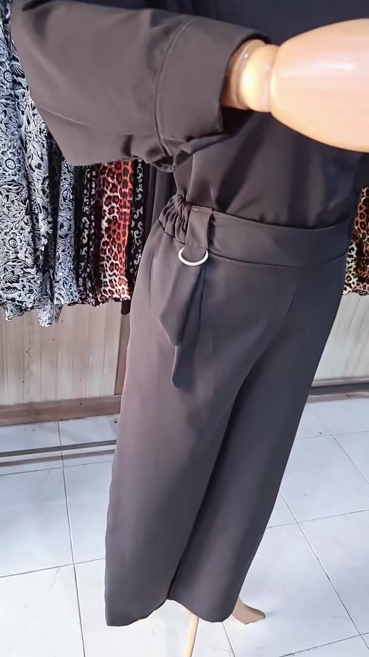 كيلوت قماش باربي. دابل معمل. بدهوك. سعر السيره. ٢٥. الف. متوفر كميات. 
@@@@


**إذا كنت صاحب هذا الإعلان وتريد حذفه لأي سبب، رجاءا أرسل رسالة إلى الدعم الفني**