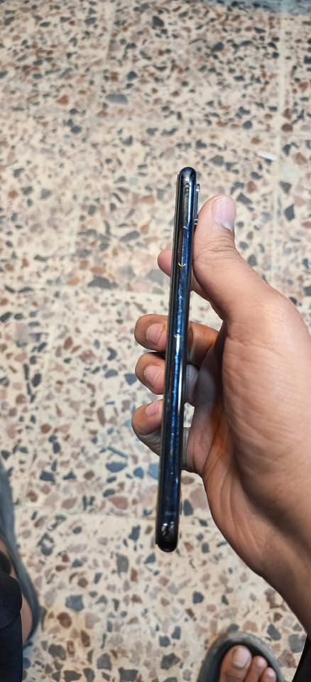 السلام عليكم 
ايفون اكس ماكس بطاريه ٧٧ شرق اوسط بلاد ذاكره ٢٥٦ 
السعر خاص ***********
