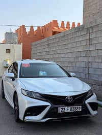 كامري SE • ٢٠٢٣ • ماشيه ٨٤٠٠٠