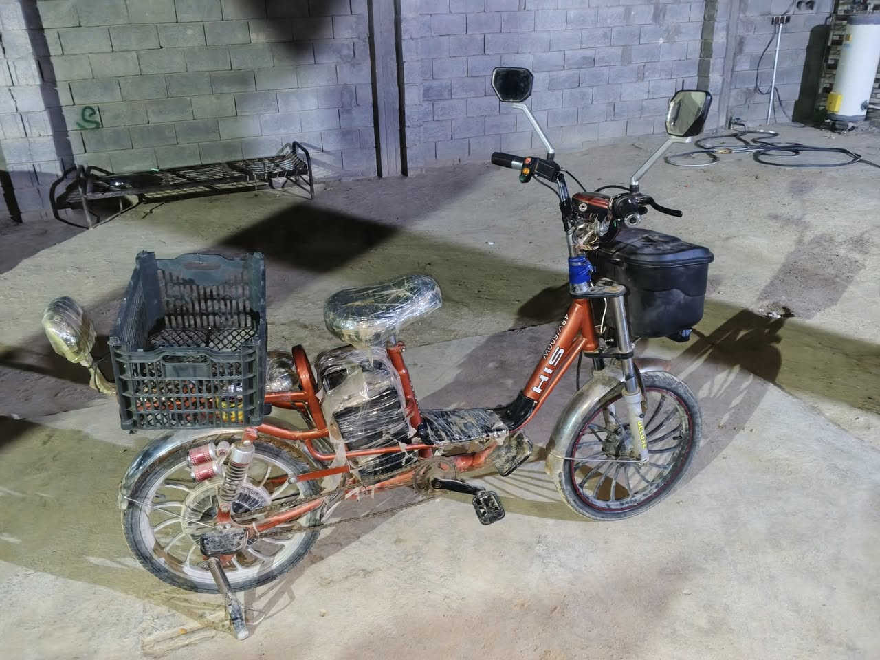 سلام عليكم موتور شحن للبيع بطاريات نظيفه على الفحص السعر 225 وبي مجال***********
