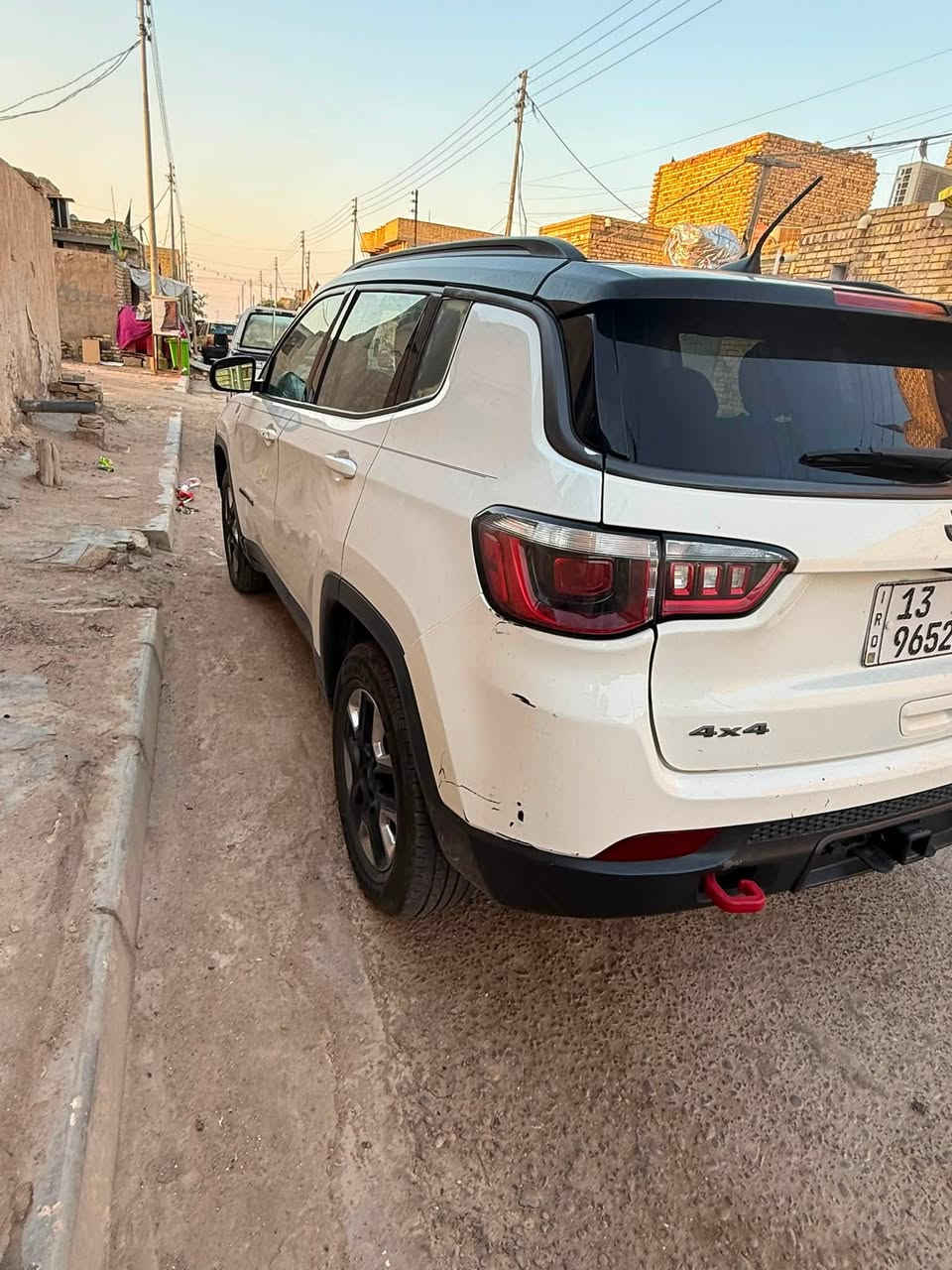 السلام عليكم
جيب كومباس مديل 2018 حادثها بنيد 
رقم ميسان بسمي شرط التحويل 
مكان العماره 
***********
