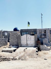 🏡مشتمل للبيع المساحة 140 غرفه نوم 5في4 + صاله 4في4  +مطبخ 5في4 + منور ...