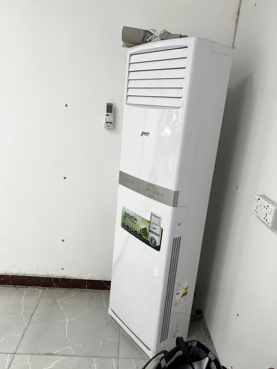 سبلت عمودي بسعر مناسب استخدام قليل مع ملكان عدد٢ مامستخدمات للاستفار عن السعر والتفاصيل تواصلو ويانا خاص


**إذا كنت صاحب هذا الإعلان وتريد حذفه لأي سبب، رجاءا أرسل رسالة إلى الدعم الفني**