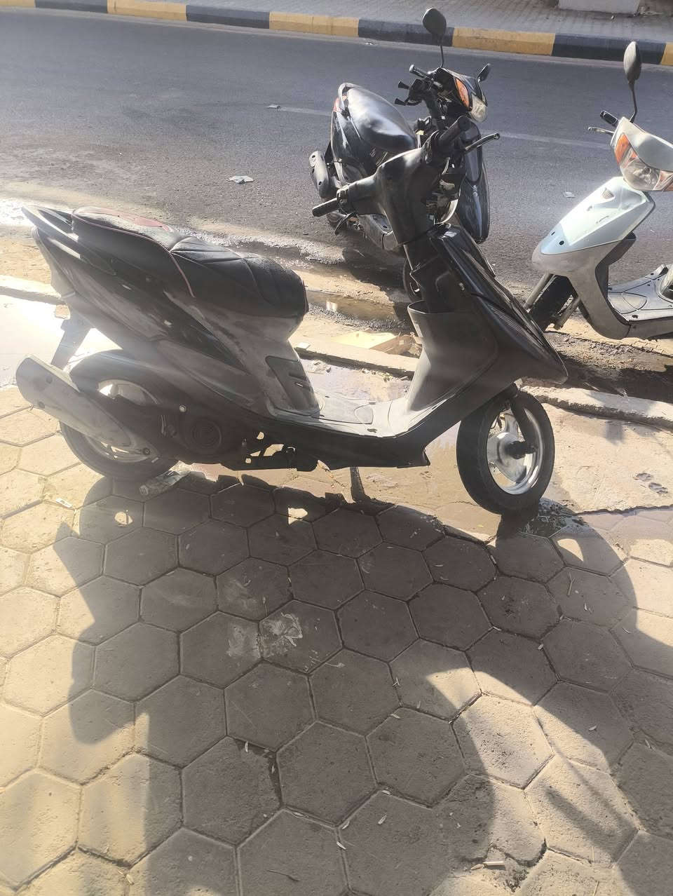 ماكس عدله للبيع نضيفه كلش كلها بلاديه
شراي اتصل *********** واتساب العنوان بغداد الصالحيه 
السعر 550
