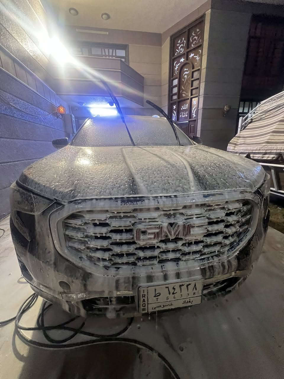 جي ام سي تيران دينالي موديل  2018
( بدون أيرباگ ) •
* 
* مكان السيارة : بغداد 
* وارد امريكي حادثه خلفي فقط جنطه
وبيها شخط بالباب خلفي وجاملغ تتعدل بارد بس عفته ع وضعه وبيه كم ملاحظه اخرى بسيطه

•المواصفات :
▪️السيارة: جي ام سي تيرين فئة DENALI لون أسود 
▪️الموديل: 2018
▪️المحرك: 2.0L تربو (محرك جديد مال 2022)
▪️سقف بانوراما كهرباء 
▪️حجم الويل: ويل كب دينالي حجم 19 
▪️لايتات زينون عالي وناصي
▪️بصمات عدد 4 للابواب مع بصمة تشغيل
▪️جنطه كهرباء فتح عن طريق القدم 
▪️رادار امامي 
▪️حساسات ورادارات الاجتياز الجانبية (نقاط عمياء) بالمرايا الجانبية
▪️غرفة السيارة:كشنات السيارة جلد أسود مطعم بالصاج 
▪️تحكم فول كهرباء لكرسي السائق والراكب
▪️كشن ذاكرة (خزن ميموري) لكرسي السائق 
▪️شاشة الدشبول حجم كبير للتحكم بايعازات السيارة
▪️تبريد وتدفئة الكراسي الاماميه و تدفئة الكراسي الخلفية 
▪️تدفئة بالستيرن
▪️جنطة كهرباء
▪️تشغيل عن بعد
▪️تطعيم نيكل لمقابض الأبواب
▪️سستم صوت BOSE 
▪️تحكم ستيرن جهتين بلوتوث وحاكية وكروس سرعة 
▪️نظام ABS مانع انزلاق

السعر المطلوب:177﮼  
 
الاتصال على:  *********** واتس فقط

مكان السياره / بغداد
