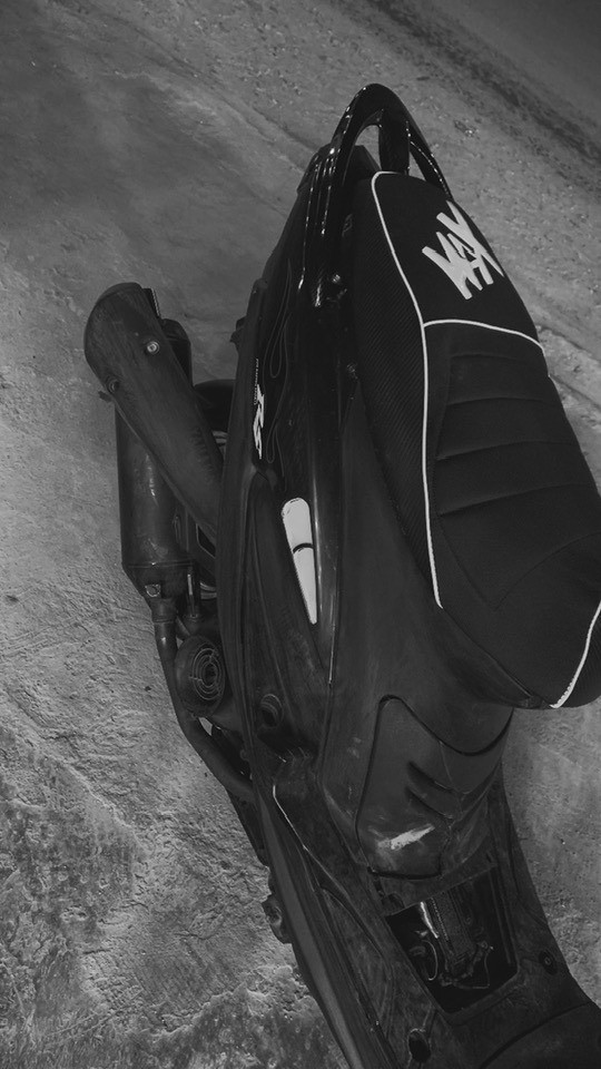 سلام عليكم ..ماكس ياباني 49
صالصنه اف ام
كفرات زيتوني اربع ولفات
دراجه مال استخدام دوام فقط 
دراجه نضيفه ومرتبه نفس ماتشوف بالصور
سعرها 475 وبيها مجال حگ الجيه (مكاني الروضتين قرب السيطره الامام)
هاذ رقمي *********** تواصل واتساب رجاءاً
