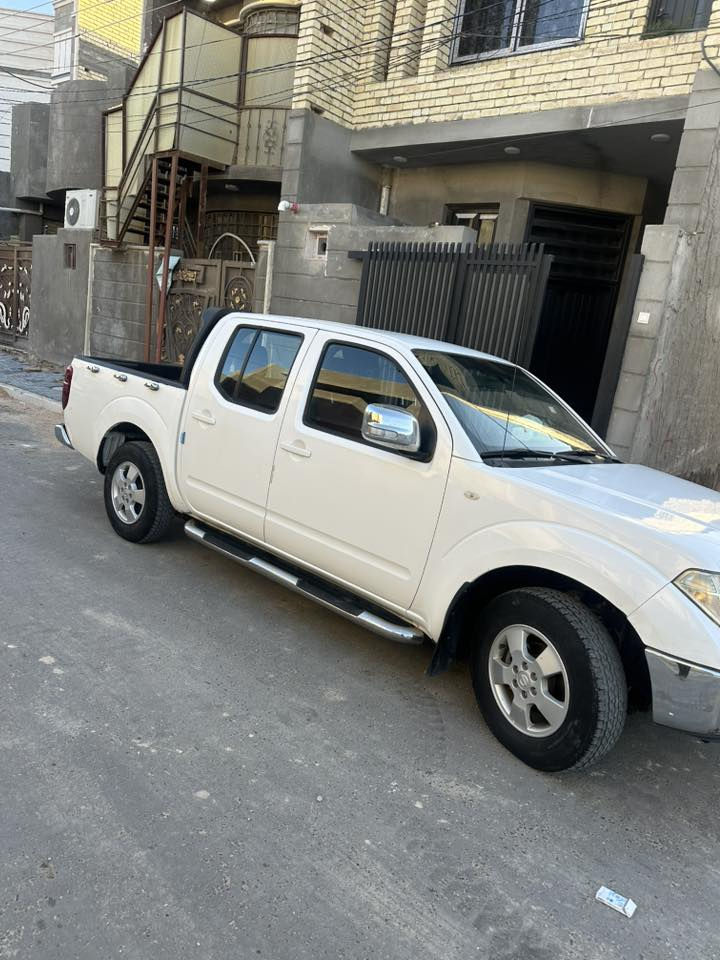 2012
كير عادي رقم بغداد
مكفوله كير محرك تبريد حداديه 
السعر ٩٠
المكان كربلاء
***********
