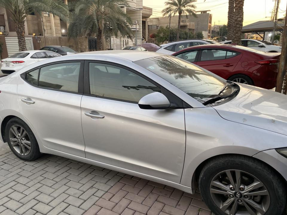 اعادة نشر بسبب الوعود الكاذبة
السلام عليكم

النترا 2018 وارد امريكي 

محرك 2000 دوش مكينه خير من الله 

كير اي تي 6 نمر 

مواصفات se

شاشه. اصليه 

لد زنون شاشه اندرويد 

مثبت سرعه كروس 

3 انظمة قياده يكو سبورت نورمول 

تحكم ستيرن جيهتين 

كامره خلفيه 

تدفئه تبريد خير من الله 

سنويه2028  

 رقم بغداد الجديد بسمي شرط تحويل 

موجوده صور الوارد و سونار 

حادث جاملغ فقط امامي 

مكان بغداد حي الجهاد 

هاتف***********

السعر ١٢٣
