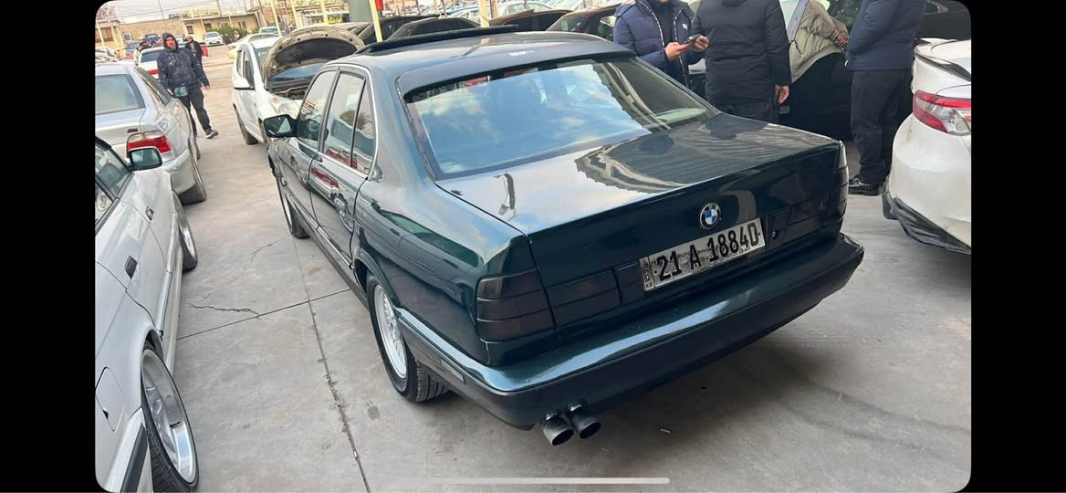 بیم ٥٢٠ گێڕ عادی  مۆدیل ١٩٩١ تەبرید سلایت ئاوێنە کارەبای لایت عەلقە  چوار تایەو ویلی لۆک لۆک ڕەقەمو سەنەوی نوێ هەتا ٢٠٢٧  سبوخ عامە لۆ جوانی لێدراو بەس دوو جامڵخی هەیە سعری ٥٧ مەجالەکی کەم گۆرێنەوەش دەکەم رەقەم موبایل ***********سەیارەکە رەقەم سلێمانیە ئەگەر موشتەری نیت نامە مەنێرە أربيل, العراق
