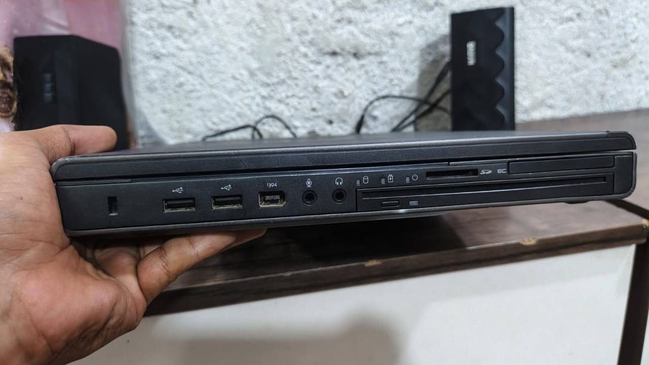 سلام عليكم لابتوب Dell للبيع
موضح كل شي بصور من تفاصيل 

السعر 250 

مكاني بغداد حي العامل


**إذا كنت صاحب هذا الإعلان وتريد حذفه لأي سبب، رجاءا أرسل رسالة إلى الدعم الفني**