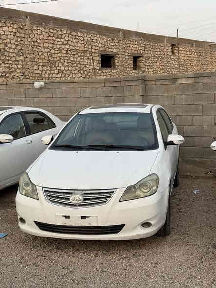 سيارات مزاد وزاره الداخليه
بي واي دي(عدد السيارات 12) سعر ٣٣ وبيها مجال بسيط

 (كلهن موديل 2014)

كلهن أوتو

تشغيل بصمه 

فتحه السقف

كله جديد وما نقاص شي 

(سونك  سعر (43$) وبيها مجال 

كلهن موديل 2013 

مكان الانبار 

الاتصال على الرقم ***********
