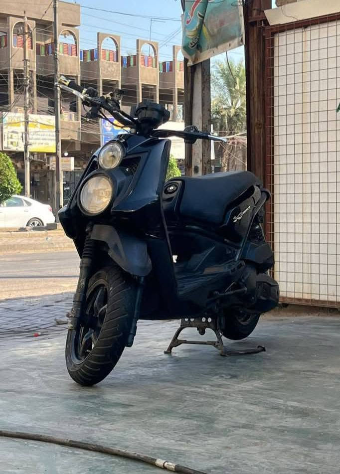 سلام عليكم دراجه للبيع مكفوله دراجه  المكان الحسينيه المعامل سعر 950 أو بيها مجال حك جيه رقم ***********
