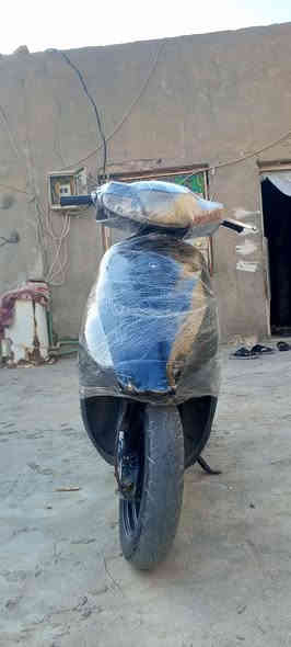 السلام عليكم دراجه للبيع ساسوكي جنطه السعر ٢٥٠ وبيه مجال ***********
