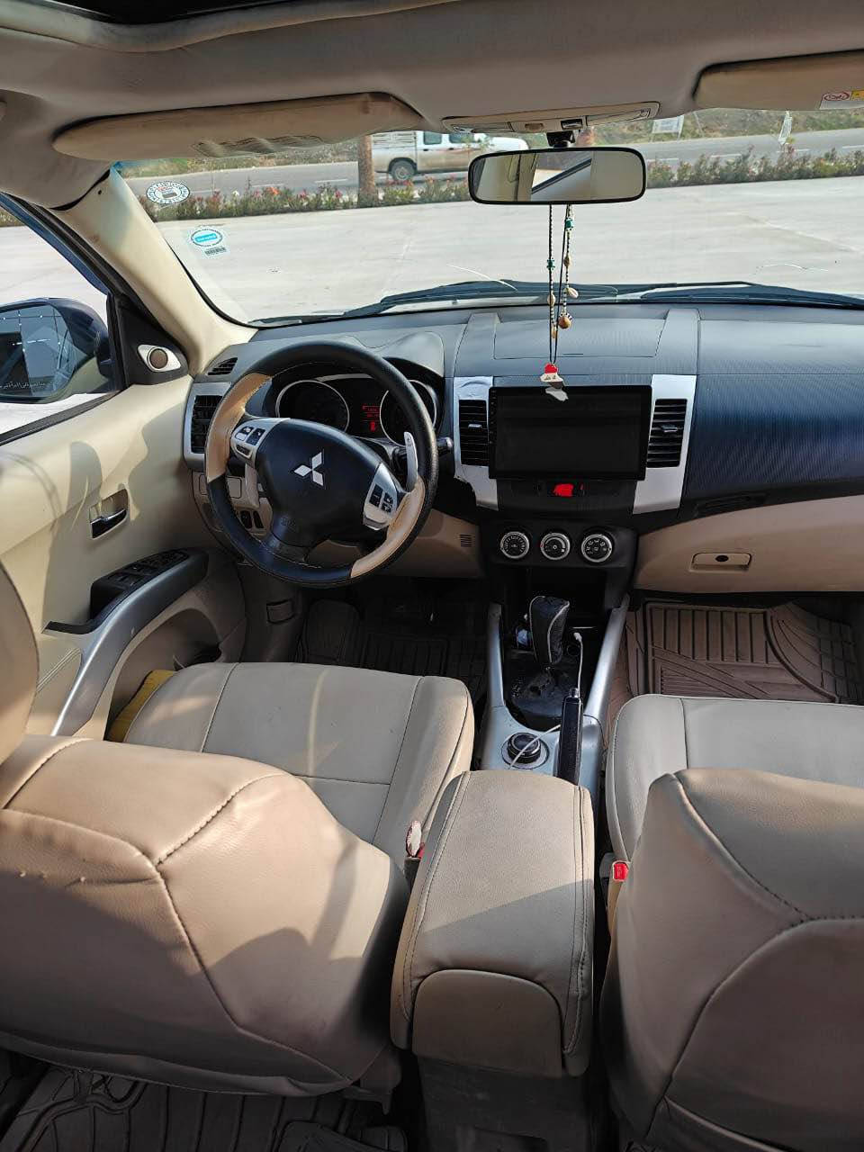احترامي للآدمن ارجو الموافقه منشوري
اخوان ارجو التواصل عالواتساب  
واتساب  *********** 
واتساب ***********
للبيع ميتسوبيشي اوتلاندر  موديل 2008 فول فول مواصفات محرك v6  سعر البيع 83 ورقه  كير ومحرك و تبريد بشرط  سياره كلش نظيفه و متعوب عليهه  جاهزه من كل نواحي و أحلى من الصور  رقم وسنويه وهزه جديد قبل شهر حولناهه كله جديد  تحويل او وكاله بشرط سياره ضمان  عام  صبغ للجماليه   مكان السياره قضاء عقره بين اربيل و دهوك دهوك, العراق
