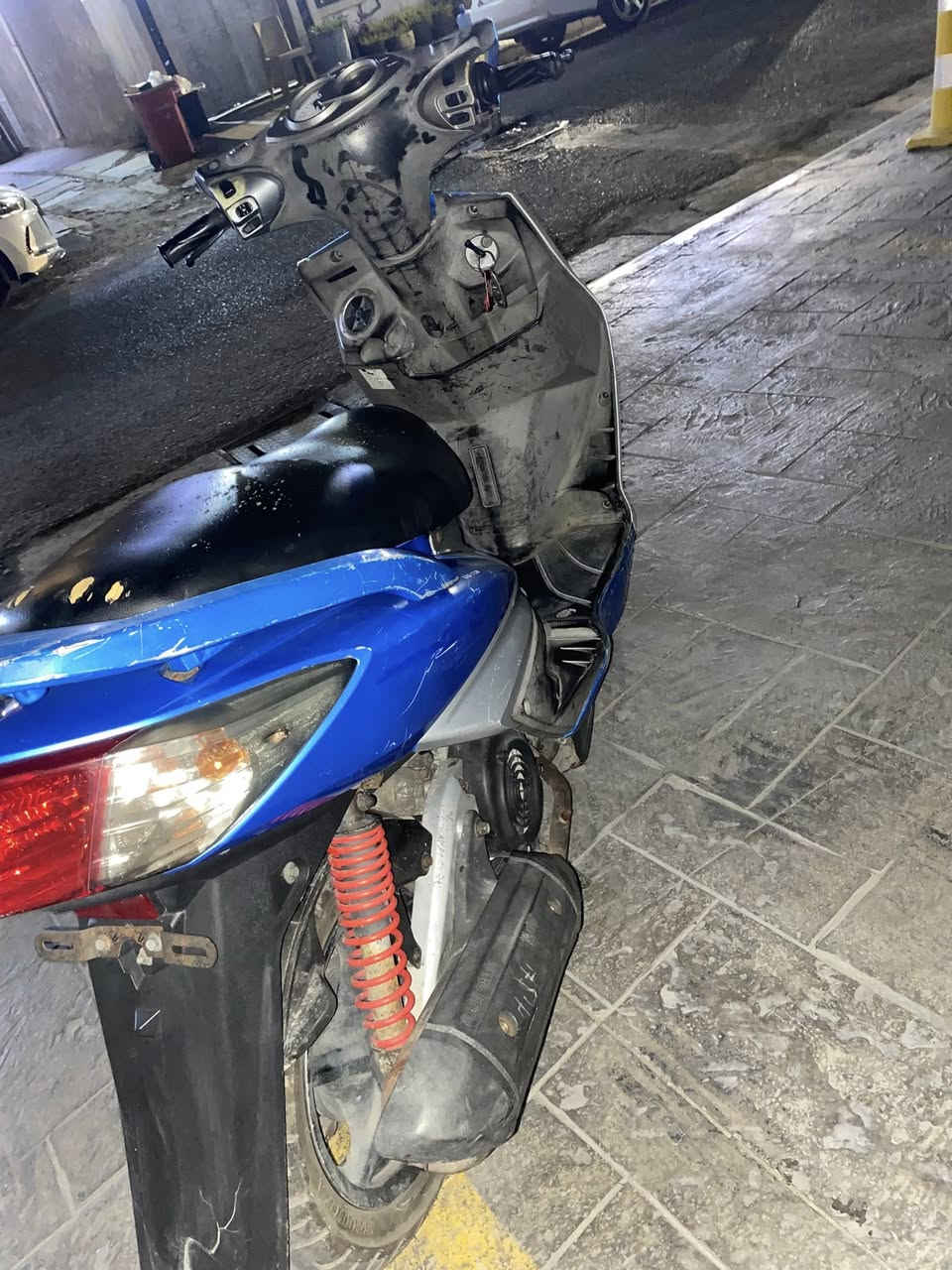 السلام عليكم ورحمة الله وبركاته
دراجة سكنس فحل نوزل خط للبيع 🛵

الدراجة مكفولة وجاهزة بكل وكت نكرة 

جيب فيتر وتعال افحص وهاي صورها

السعر 750وبيها مجال 

رقمي ***********

مكاني الاعظمية قرب جامع النداء
