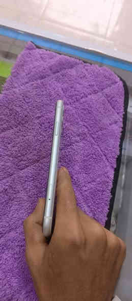 السلام عليكم ورحمه الله وبركاته يا بعد راسي جهاز ايفون 11 عادي 128 بطاريه 95 الجهاز نسخه يابانيه الجهاز ما مفتوح الجهاز نضيف او حلو مرتب فيس ايدي شغال سعر 200 او بي مجال بسيط عيبه بي فطور بل الكلاسه ما امثره عليه تكدر استبدل كلاسه او اتبدله شاشه عنواني ديالى بلدروز دور مندلي استفسار اكثر خاص واتساب ما سنجر او خط ***********
