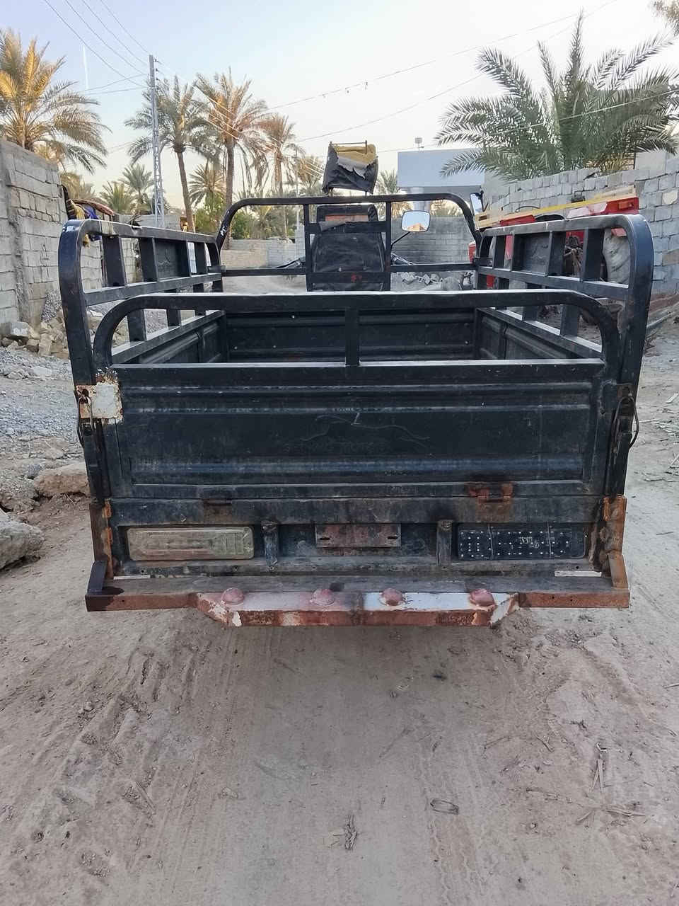 السلام عليكم ستوتة للبيع موديل 2017 اوراق أصولية كهربائيات شغالة محرك نضيف العنوان ديالى بعقوبة ناحية العبارة السعر 🤑950 🤑 وبيهة مجال للاستفسار الاتصال على الرقم ***********
