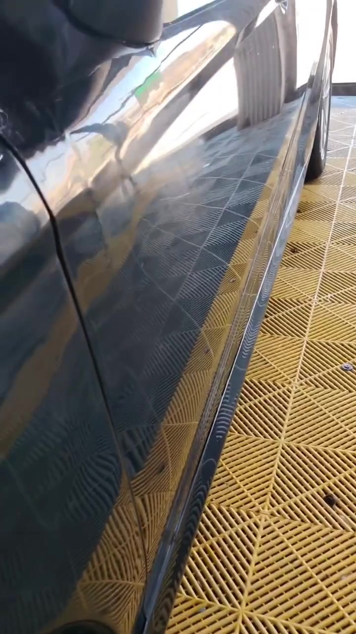 ✨ ليس كل لمعان... بولش احترافي.

حين تكون التفاصيل هي معيار الجودة، تصبح العناية بالسيارة فنًا.

في مركزنا، لا نكتفي بتلميع الطلاء، بل نعمل على استعادة عمق اللون وإبراز اللمعان بأعلى درجات الاحتراف، باستخدام مواد ومعدات متخصصة تمنح سيارتك مظهرًا يليق بها.

✔️ إزالة آثار الخدوش السطحية
✔️ استعادة بريق الطلاء وعمق اللون
✔️ تشطيب احترافي يعكس جودة العمل
✔️ عناية دقيقة بكل التفاصيل

لأن سيارتك ليست مجرد وسيلة نقل... إنها انعكاس لذوقك.
📍 احجز موعدك اليوم، ودع سيارتك تتحدث عن نفسها.
🟢 WhatsApp: 📲 *********** 
🟢 WhatsApp: 📲 ***********
📍📌العنوان ///طريق حلة كربلاء قرب سيطرة ام الهوى 
عمود ٣١٧ مجاور مضيف الامام الحسن المجتبى
