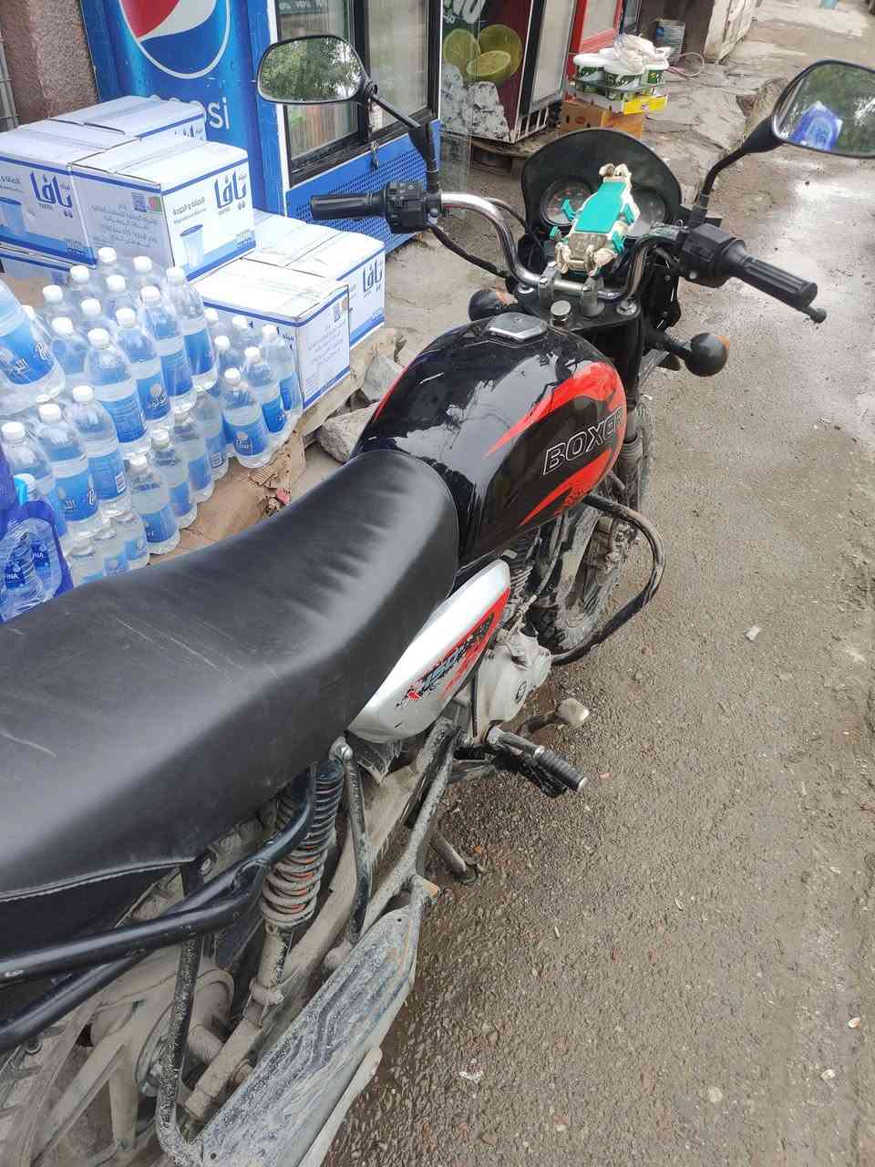 بوكسر للبيع موديل21 نازله ب22
خير من االله مرقمه بغداد لا تنقيص ولاتبخير بيها سنويه تايرات الله شاهد جديدات ومرتبه ونضيفه 
السعر 1800وبي مجال قليل مكاني الزعفرانيه
مسوي بيها حادثت وهاذا حاددثه بل فيدو واير كلج وتعدل ستيرن ابيعه ع حطته وسعر بيها مجال
***********
