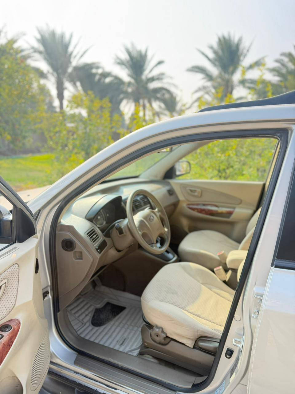 توسان موديل 2009 خليجي
رقم سليمانيه سنويه 2029 ديالى جلولاه 
*********** واتساب
