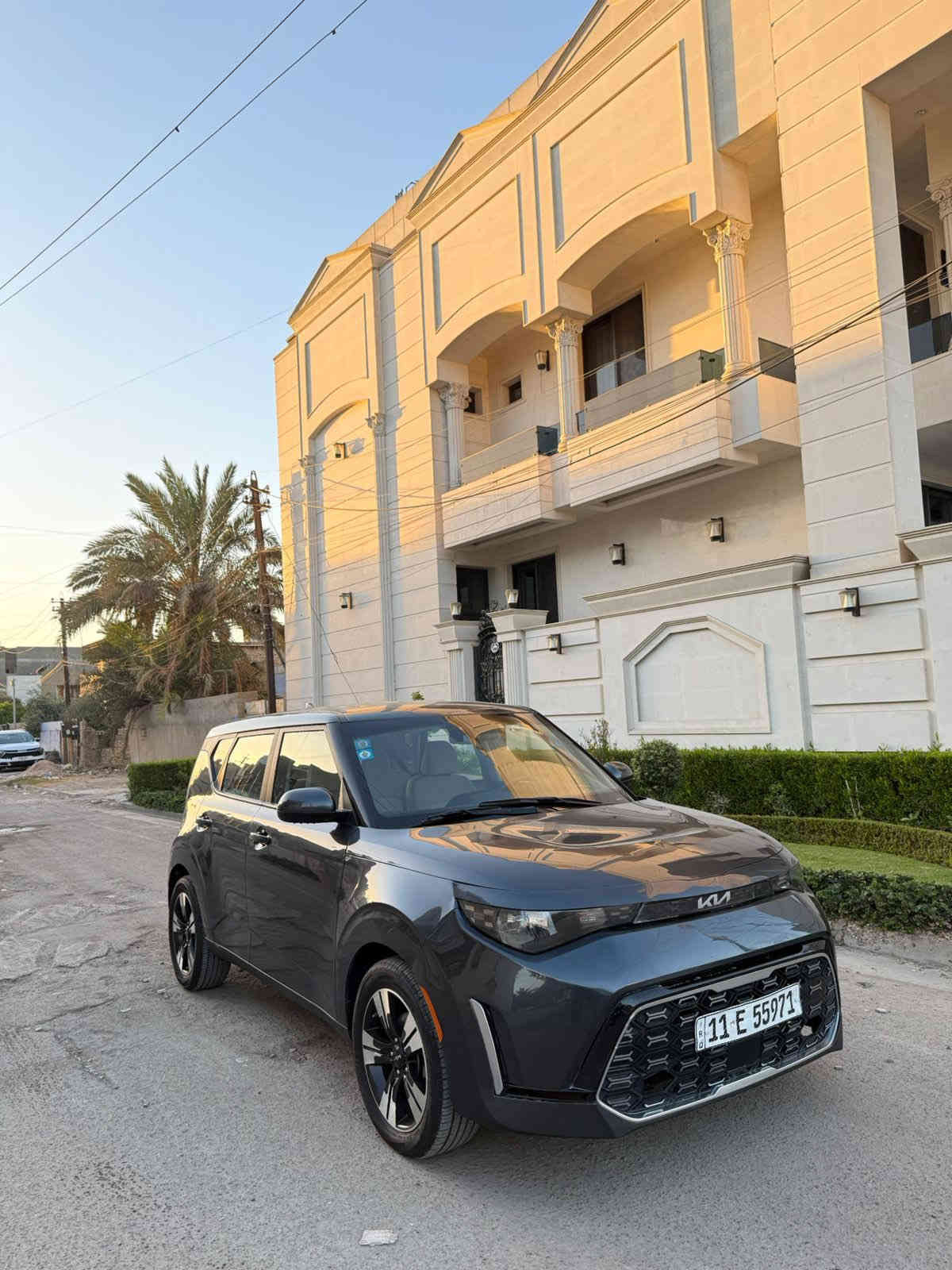 كيا سول 
موديل 2023
ماشيه 30الف
مفتوح كازكيت
سياره جديده 
صوره الحادث بل منشور 
سعره 143وبيه مجال
عنوان الامين بغداد جديده
***********
