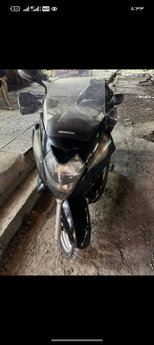 سلام عليكم دراجه سلفر ونج مكفوله كفاله عامه مكينه 600ماممدود عليهه صبانه خير من الله مكفوله من تاير لمامي لتاير لخلفي السعر 15وبيهه مجال قليل  لعنوان بغداد مدينت صدر مامتواجد علفيس استفسار ورقم ***********
