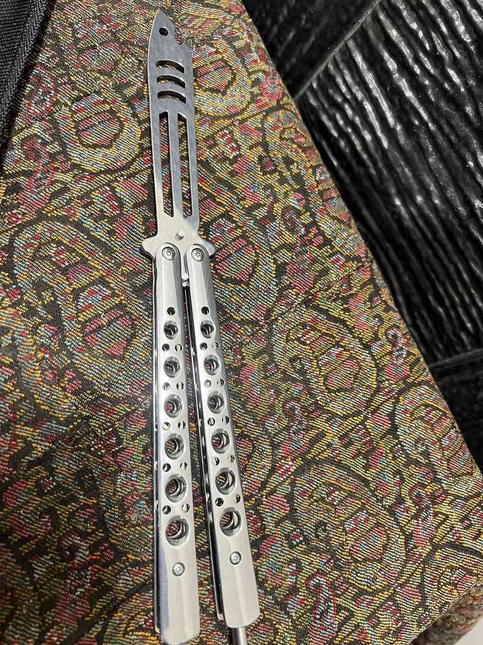 السلام عليكم
بتر فلاي اصلي ثقيل
تدريب
السعر 15 الف
***********
