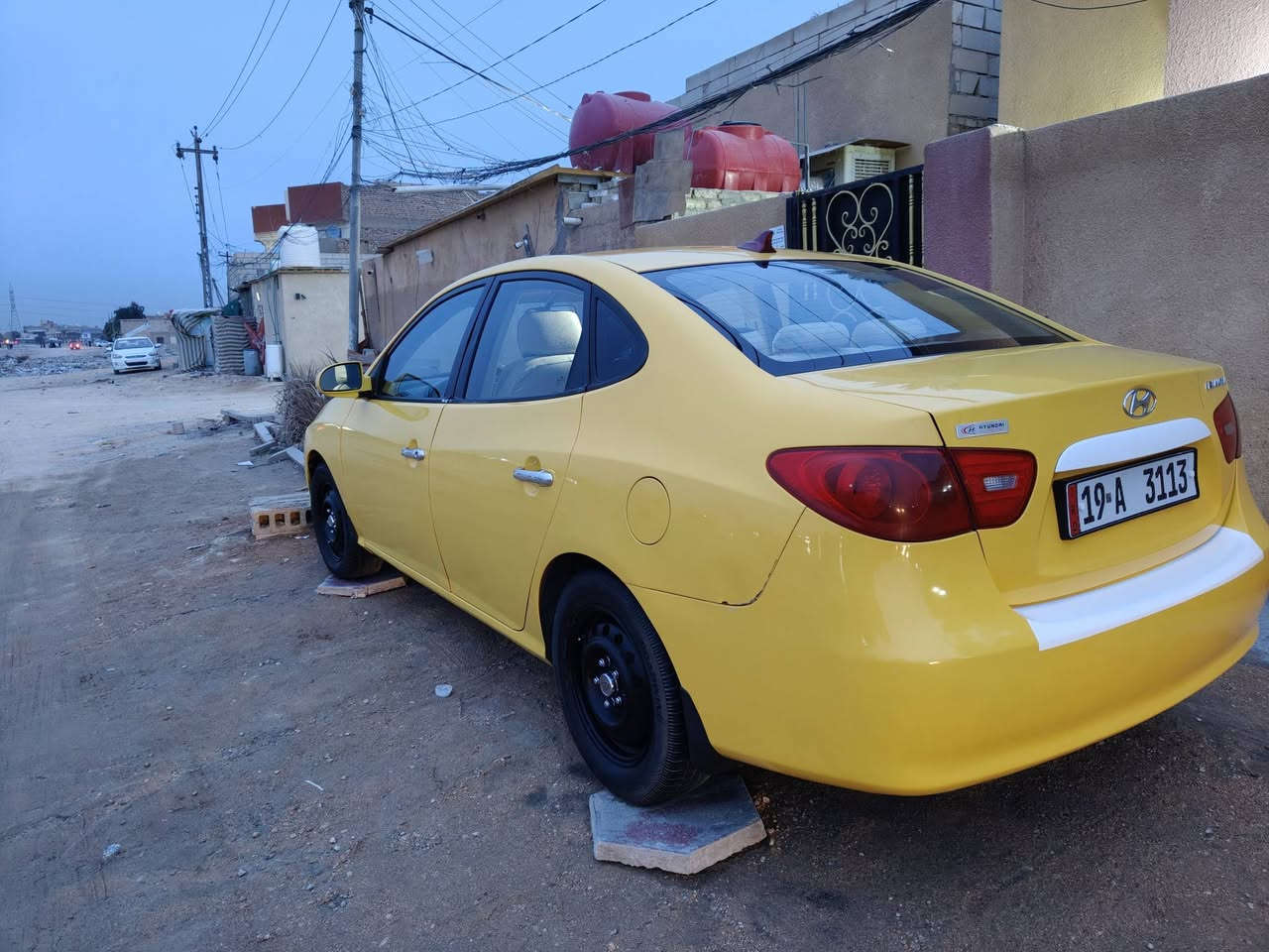 الانترا هونداي 2009 حادثه بنيد مكينه 2000  سنويه 2029 السعر 95 موقع السياره كربلاء السياره جاهزه من كلشي ***********
