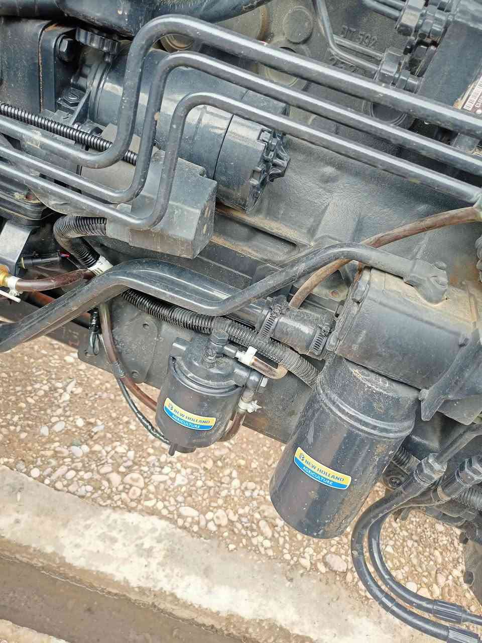 السلام عليكم نيوهولند للبيع موديل 2024 مكفول كفاله عامه مشتغل 150ساعه الاستفسار عل رقم ***********
