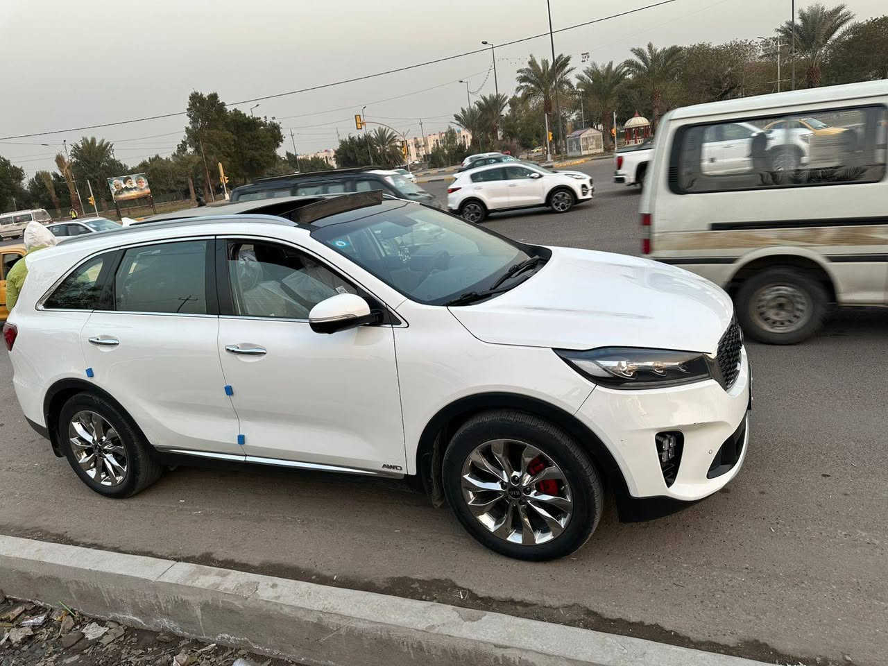 سورنتو موديل 20 بانوراما واحد على واحد كامل مواصفات جاهزة نظيفة بيها قطعة واحدة على البارد قليل حگ شبر ماشية 105 السياره باسمي المكان بغداد سعرها 275  الاتصال واتساب ***********
