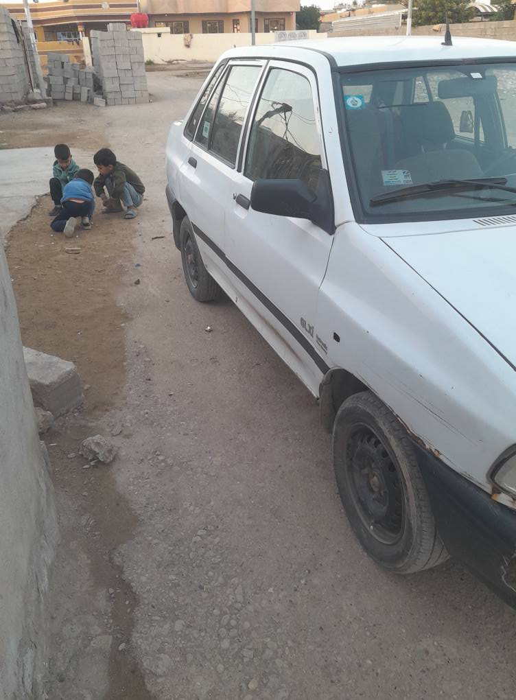 السلام عليكم للبيع سايبة خصوصي ٢٠٠٩ رقم بغداد سنويه باقي ٤اشهر وتسقط شواصي معمرات السعر ٢٦ رقم الهاتف ***********
