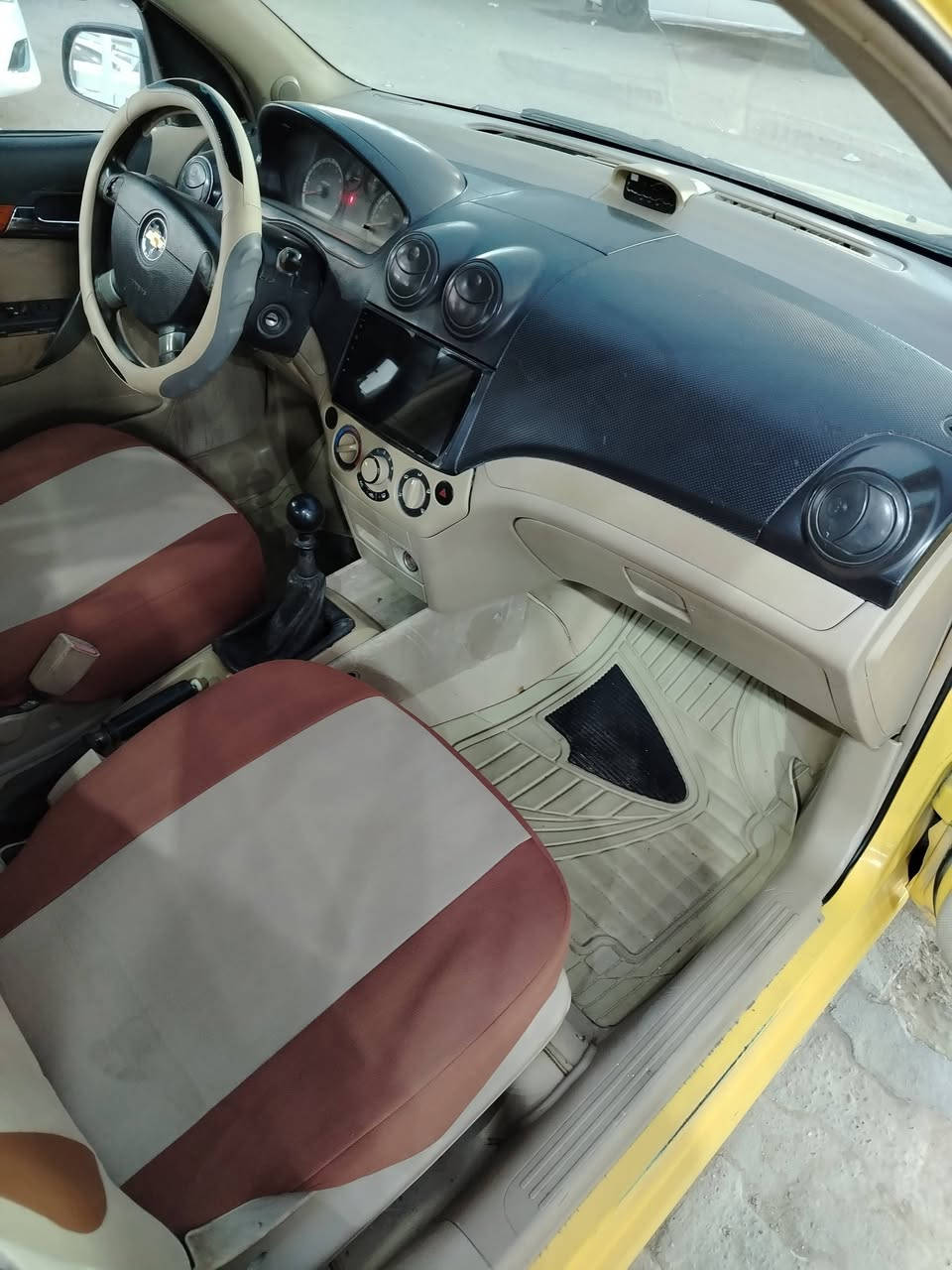 سلام عليكم  افيو مديل 10  بيه قاصرين  سعر ٣٣ وبيه مجال قليل  *********** خابر ونطيك التفاصيل أكثر
