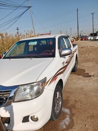 هايلوكس ناصي • ٢٠١٥ • جير اوتوماتيك