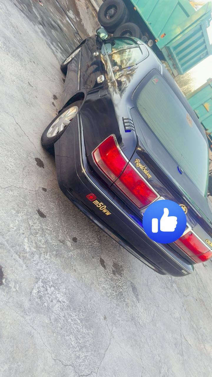 السلام عليكم 
ملكه جنون 
السياره جديده وكفاله لا كصه ولا كلبه ولاضربه قويه
بسمي شرط المداور مشروع وطني حرف (أ) مداور بكل المحافضات جاهزه عله اخر حبه تخم تاير حداديه امامي خلفي جديده مكينه كير شرط الكفاله  السياره اصل كرستال موديل ٢٠٠٢ مواصفات السياره ٣ دكم كرستال شاصي ٧٥
مكينه المرغوبه ديفور الكبير
كهربائيات ضفاير جدد داخل تحويرة النجف  ويل نجمه 
تبريد قطعتين ثلج
الايت ناصي عالي زنون تحكمات كشنات كهربائي سبلت  متحرك
وبعد بيه هواي مواصفات
كماليات جاهزه من الدعاميه لدعاميه العنوان الديوانيه السعر 125وبيه مجال بسيط 
 اتصال ***********
