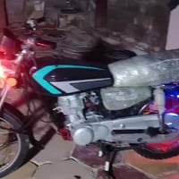 دراجه ايراني اوراق اصولي موديل ٢١ ب٦٥٠ وبيه مجال صاحب الدراجه سيدعلي ا...