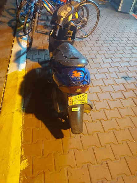 سلام عليكم متاح دراجة ساسوكي شغال هندر و سلف دراجة حلوة نشاط فول ما ناقصة شي اتشغل و تمشي سعر 250 تكريت القادسية شارع جليل القصاب للاتصال ***********
