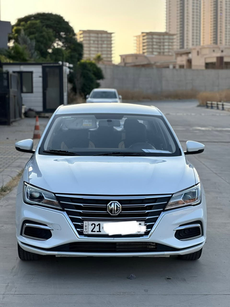 MG 5 2024 standard pluse
٣٠٠٠٠کم ڕۆشتوە
هەموو گیانی بەشەرت هیچی پێوە نیە 
نەرمەتەرزەیەکی کەمی هەیە 
یەک دەستە سەیارەکە 
زۆر زۆر جوانە 
***********
***********
