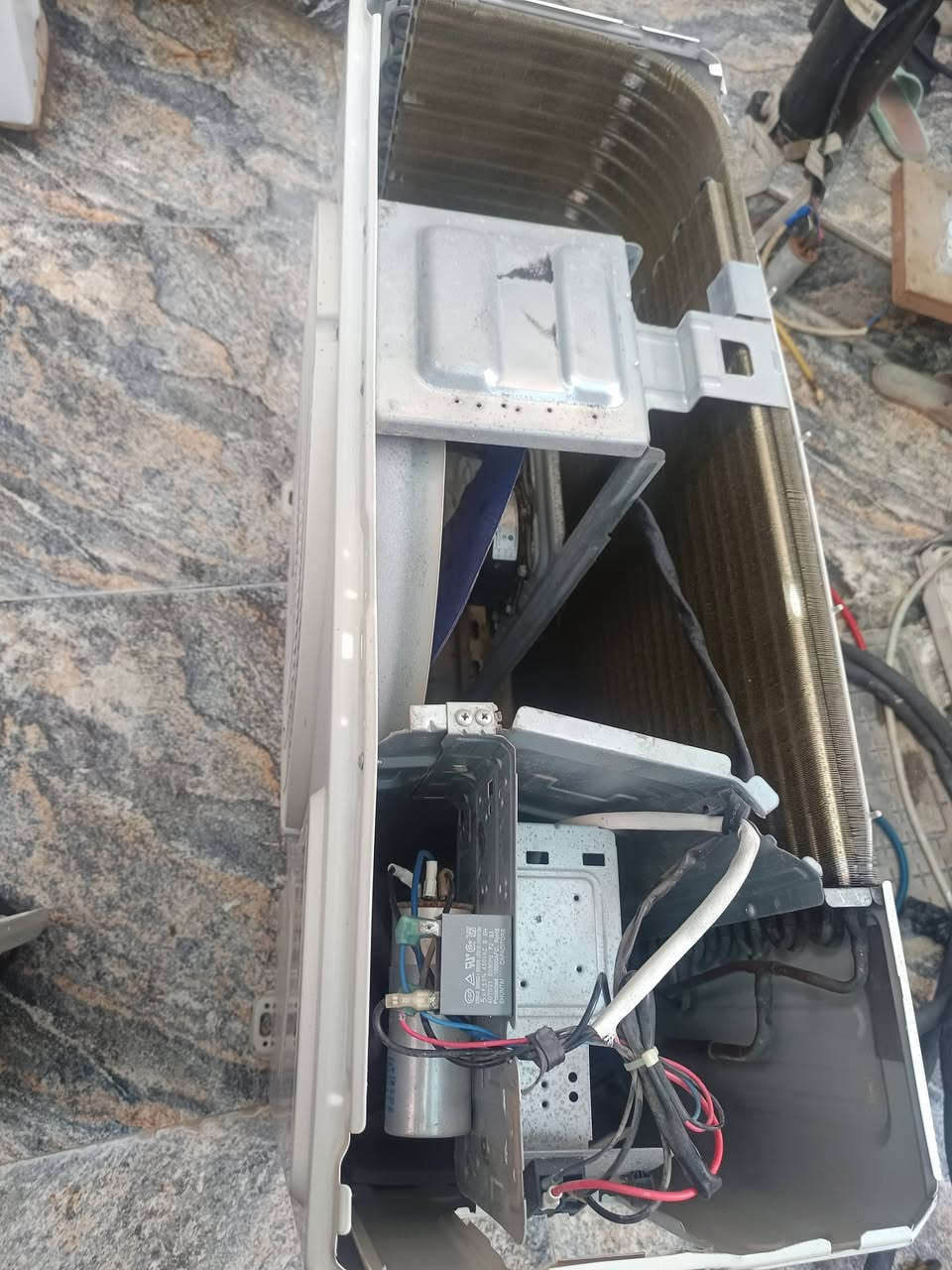 سبلت طن ونص بلاد ماداخل تصليح شرط ...كامل بواري وريمونت سعر 250 قفل عنوان القبله


**إذا كنت صاحب هذا الإعلان وتريد حذفه لأي سبب، رجاءا أرسل رسالة إلى الدعم الفني**