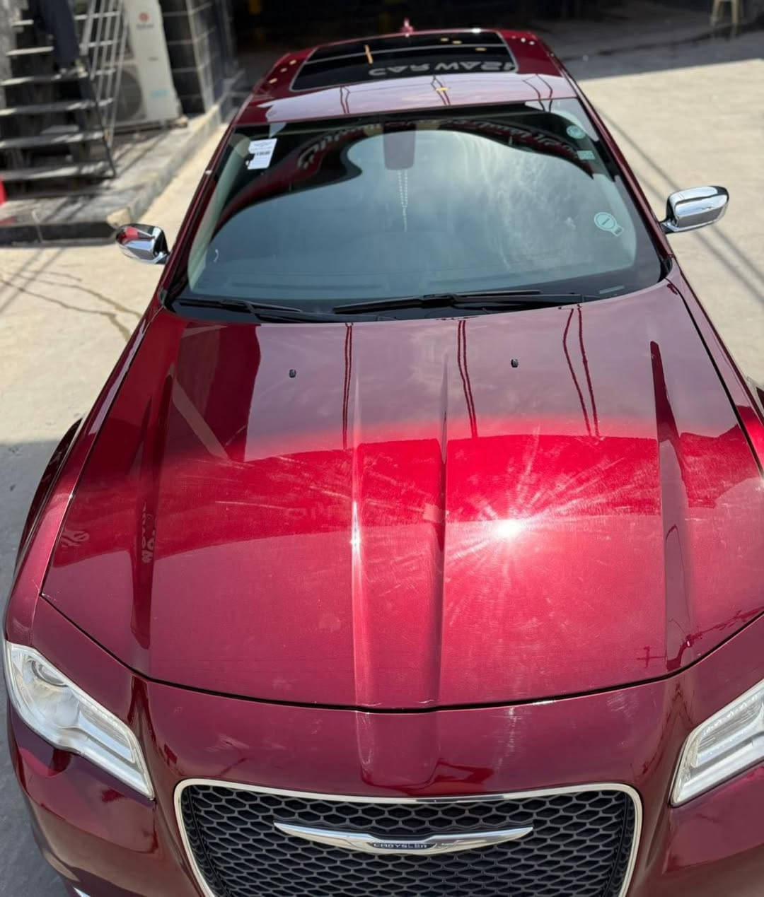 اوباما كرايسلر C300 موديل 2018 
وارد كندي 🇨🇦 كفاله عامة داخله كلين
فول مواصفات 
بنوراما
كشنات تدفئة تبريد 4 كشنات تدفئة
وضع الترحيب 
مري قلاب اثناء الرجوع 
كشنات تحكم كهربائي
داخل جلد اسود 
ويل اصل كروم نفخ مكسيكي حجم 20
كامرة دوارة شاشة كبيره
السياره ما بيها نقص برغي ادامة كامله
تخم تاير جديد صدر جديد 100‎%‎
ونظافة الداخل 100‎%‎
كير مكينة وضع الشركة وماكو ايشي بيها عطلان
السونار وتقرير امريكا داخل المنشور 
رقم اربيل تحويل مباشر 
السعر 245 بيها مجال شي بسيط
العنوان /بابل -جبلة
للاستفسار الاتصال
***********
***********
