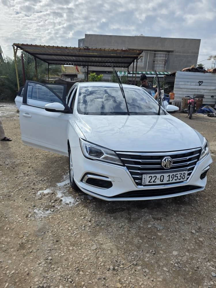 سلام عليكم
mG5 2025 

زيرو ماشيه فقط 2000 

استلام شركة جديد صار شهر فقط  

السياره كفاله عامه من كلشي والي يحب يراسل وتساب ادزله السونار مالتها 

مواصفات عاديه نص فول

تحكمات ستيرن جهتين 

شاشة كبيره 

كروز مثبت سرعه 

وهواي بيها مواصفات بعد 

المكان ديوانيه قضاء الشاميه 
السياره ضمان شركه mG  ست سنوات الضمان
للاستفسار الاتصال عل الرقم *********** سبب البيع ضروف خاصه
