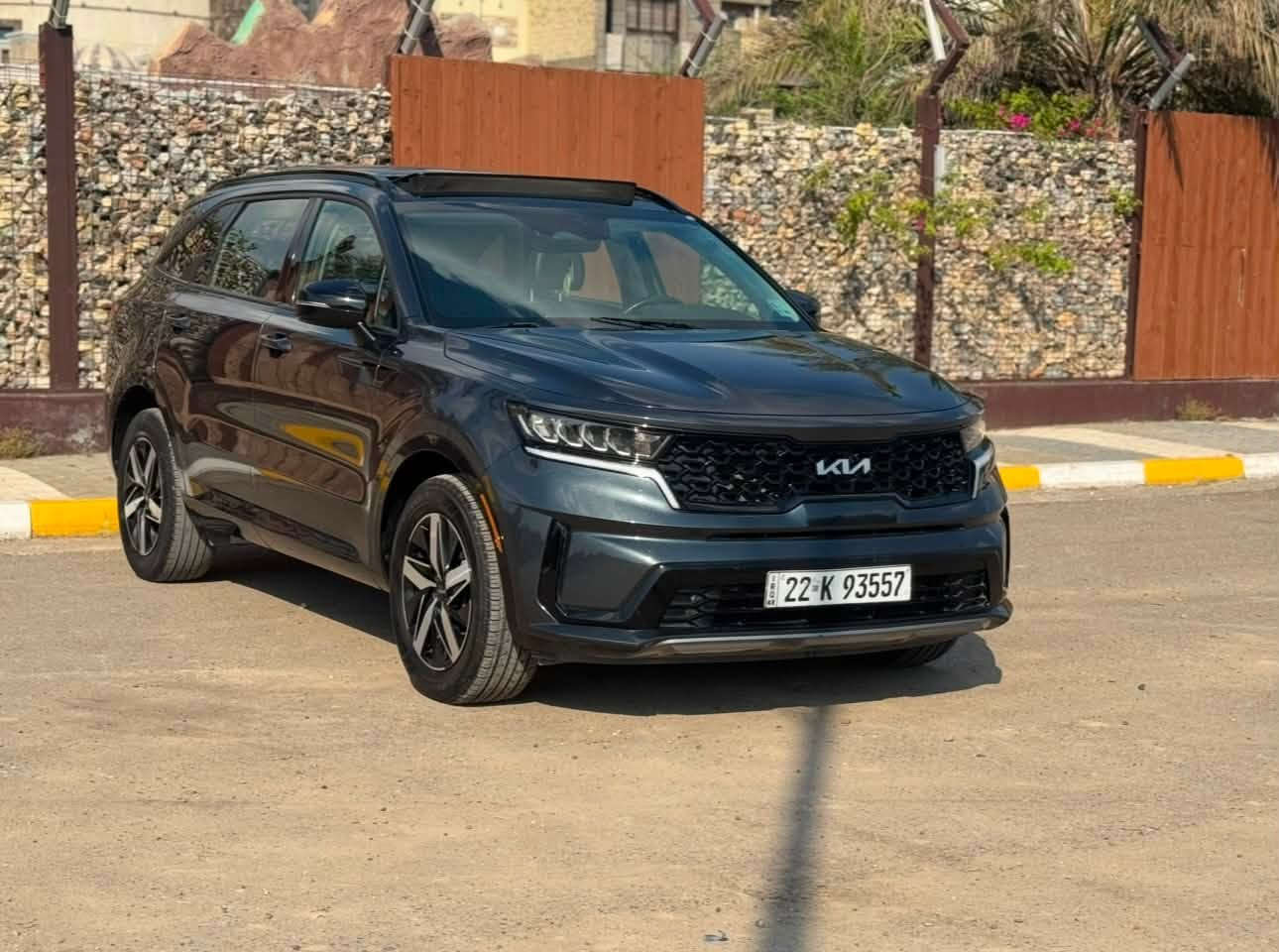 🚘 كيا سورينتو 2022 فول مواصفات 🚘

✨ وارد أمريكي
📸 صور الحادث موجودة داخل المنشور

🔧 الضرر:
▪️ بجم كبس 
▪️ بدون إيرباك
▪️ تبديل باب وجاملغ خلفي
▪️ صبغ القطع المتضررة فقط
✅ الباقي مكفول وعلى وضع الشركة

📍 الممشى: 36 ألف فقط
⚙️ محرك 2500 CC بدون تيربو (المرغوب)

🔥 المواصفات:
🔑 بصمة تشغيل ودخول
🌞 سقف بانوراما
👨‍👩‍👧‍👦 7 ركاب
❄️ 3 مناطق تبريد
🛋️ داخلية جلد
🔥 تدفئة كشنات
⛰️ نظام نزول المنحدرات
📡 رادار
🛣️ تحديد مسار
✅ وباقي المواصفات المعروفة لفئة الفول

رقم اربيل سنويه جديده تحويل او وكاله شرط 
📍 الموقع: بغداد
💰 السعر:- 197 وبي مجال 
📞 للاستفسار:- ***********
